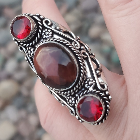New Red Tiger Eye and Garnet 925 Silver Statement Ring. - Picture 4 of 16